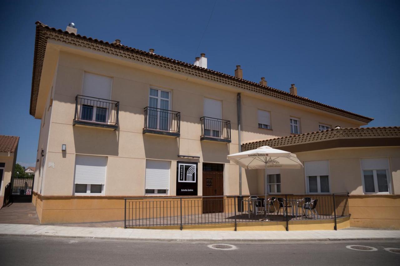 Hostal Pradaria Asador & Alojamiento Arcas Exteriör bild